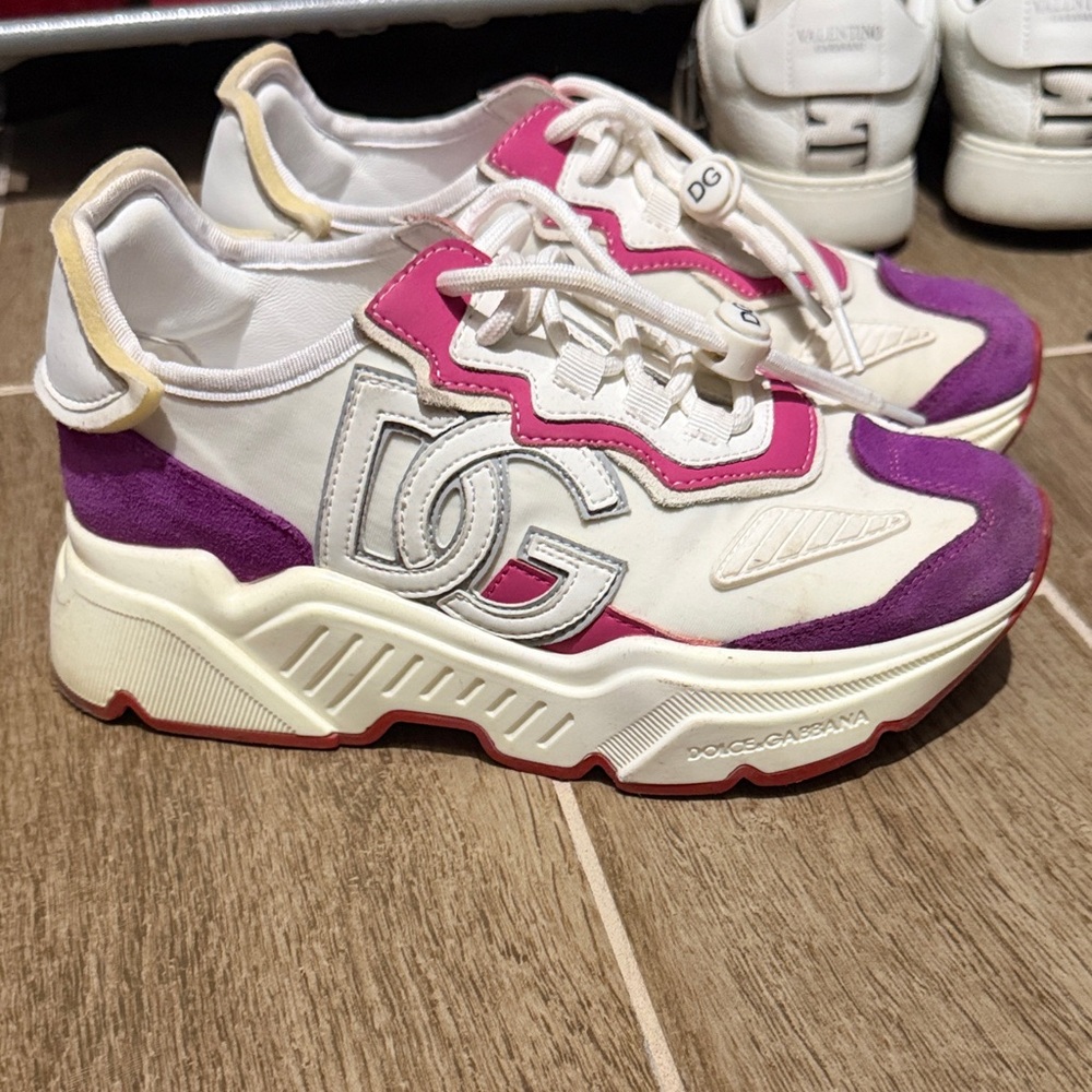 Dolce & Gabbana Women's Pink and White Sneakers